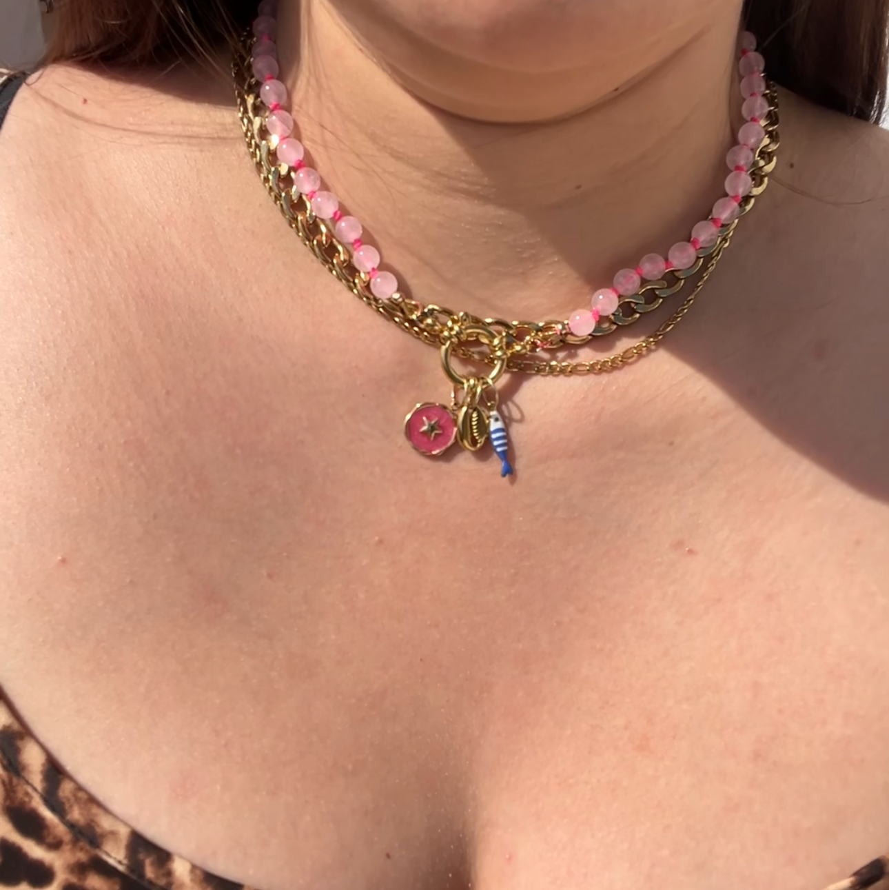 Neon Pink Jade Edelsteinkette